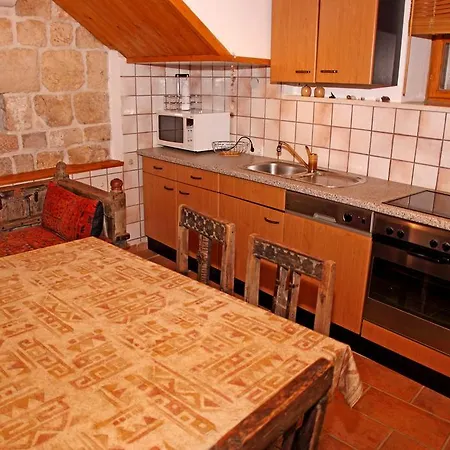 Mima Hvar شقة هفار