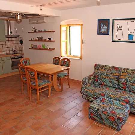Mima Hvar * Хвар